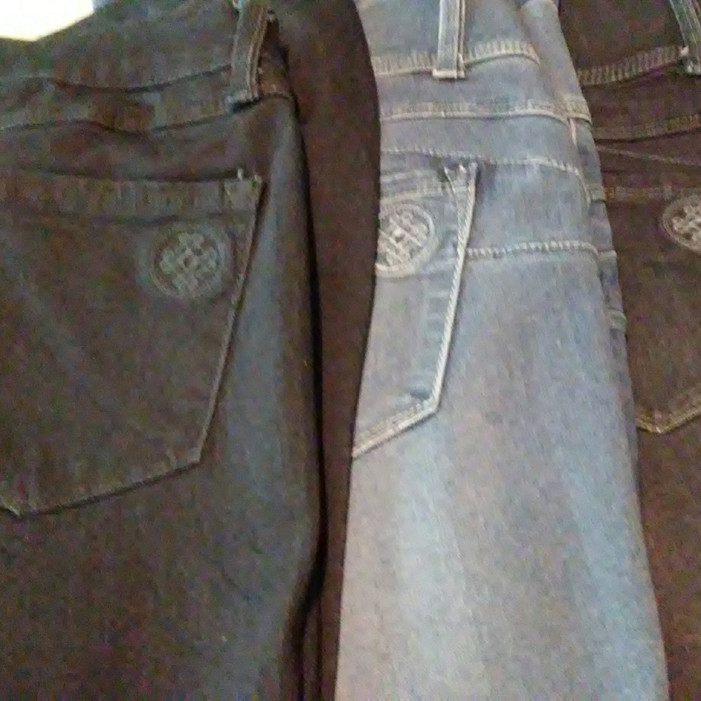 Jeans - Picture 2 of 6